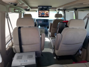 GMC 2003 Savana matkabuss